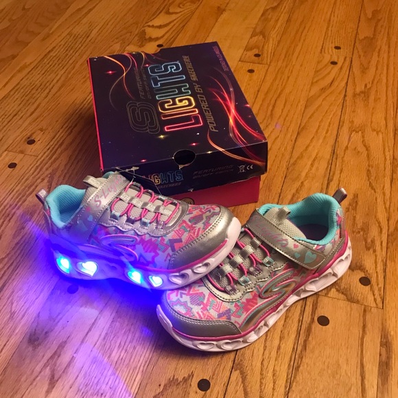 skechers heart lights 27